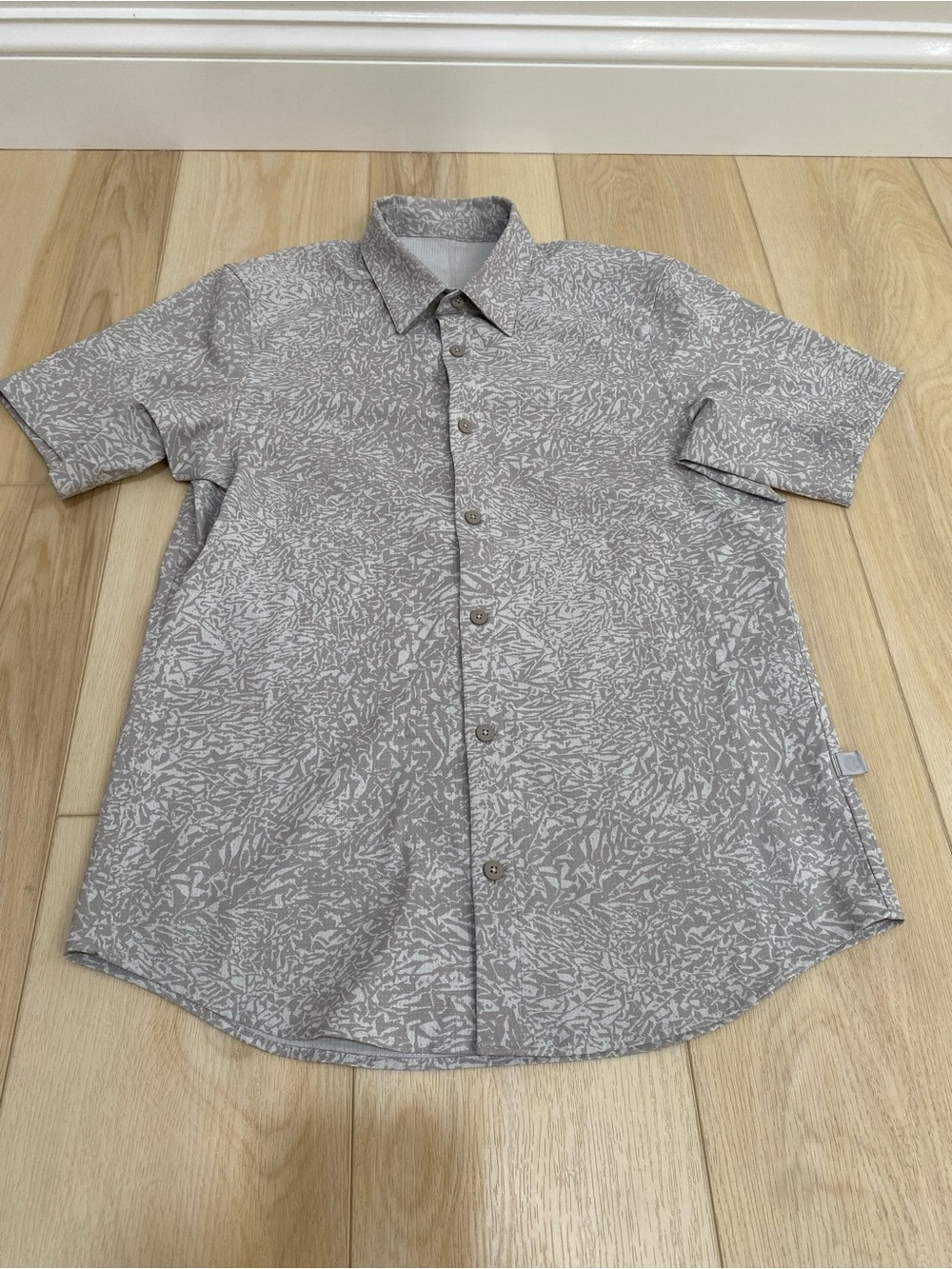 Lululemon Shirt Mens Small Gray Airing Easy Woven Performance Ventlight Vented